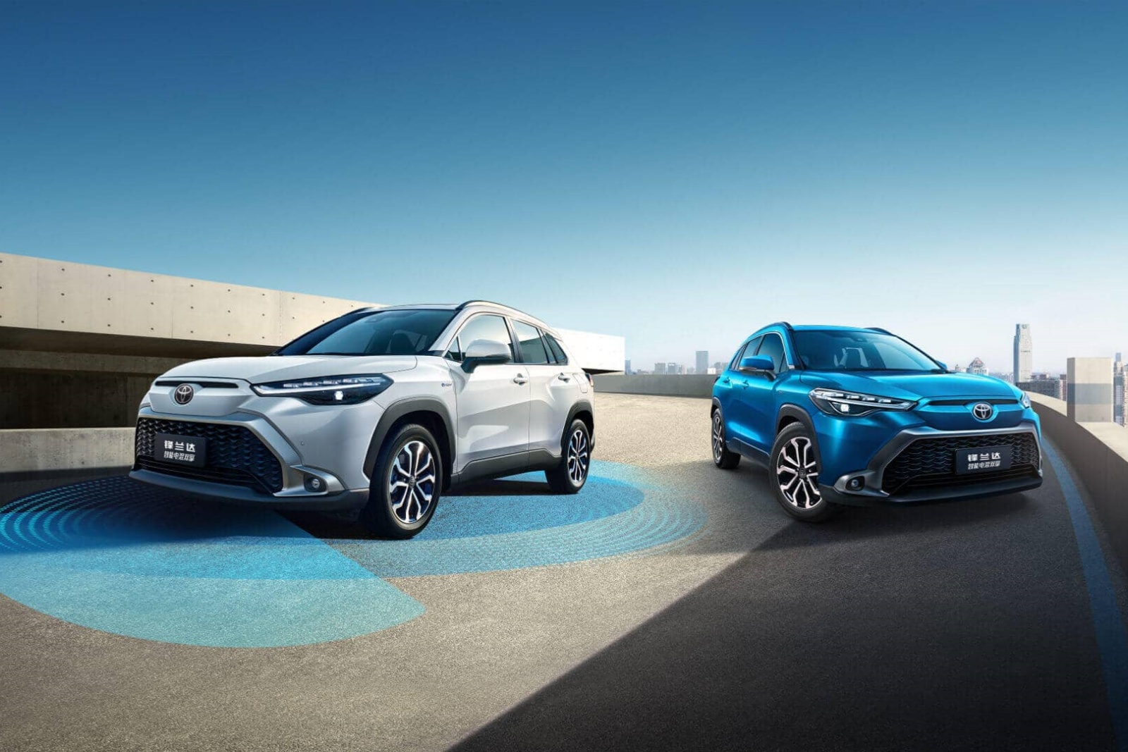 2024款 豐田鋒蘭達 2.0L 智能(néng)電(diàn)混雙擎