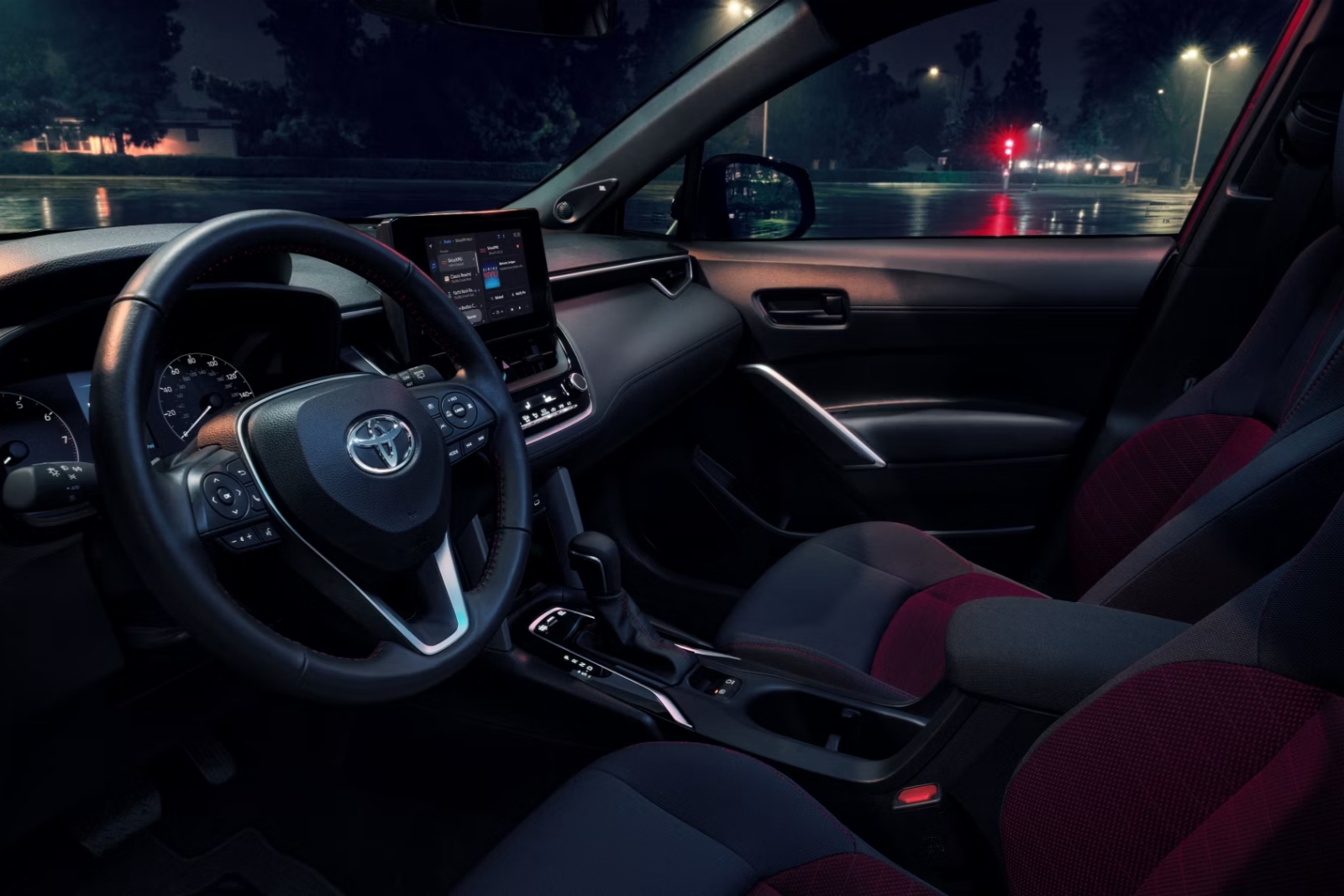 2024款豐田卡羅拉銳放