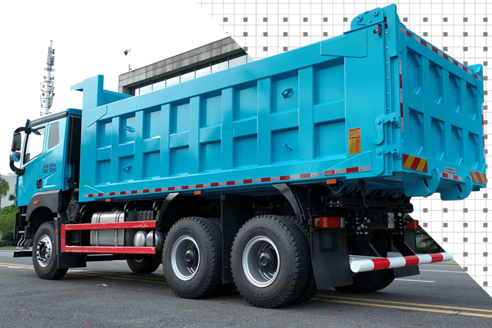 三一 礦山(shān)坑口混動自卸車(chē)